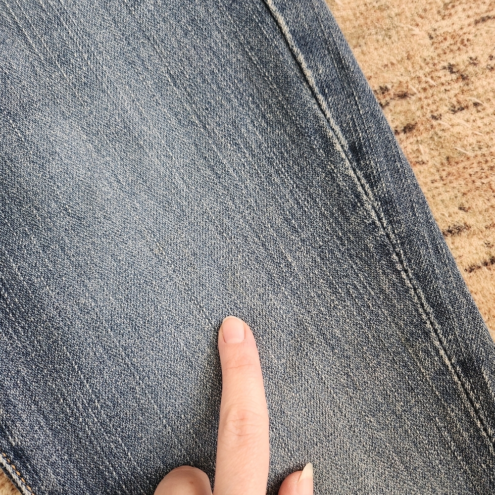 Super Low Rise Bootcut Levis - Picture 6 of 8